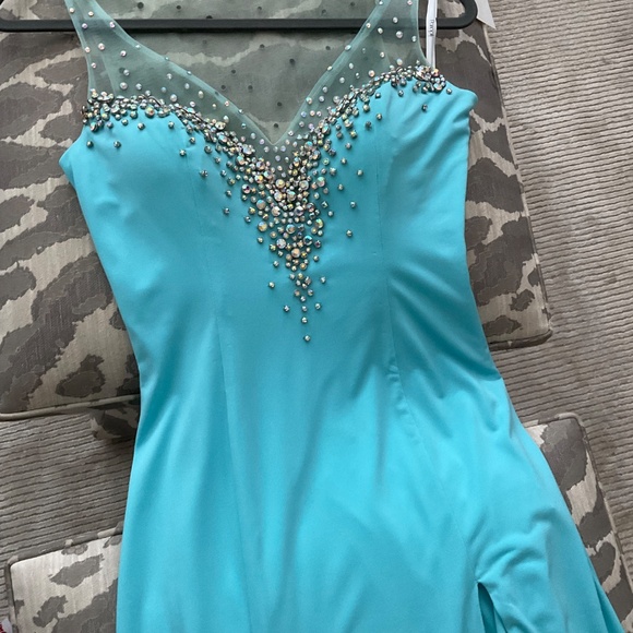 Panoply  Couture pageant gown.  aqua blue with side slit train, Ab crystals - Picture 9 of 9